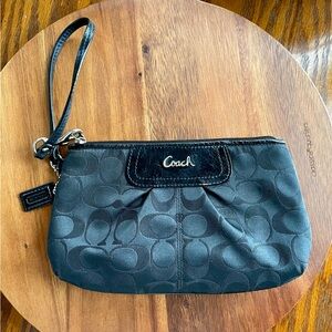 AUTHENTIC COACH Signature Ashley Wristlet Wallet - Black - Nickle - Zipper/Strap